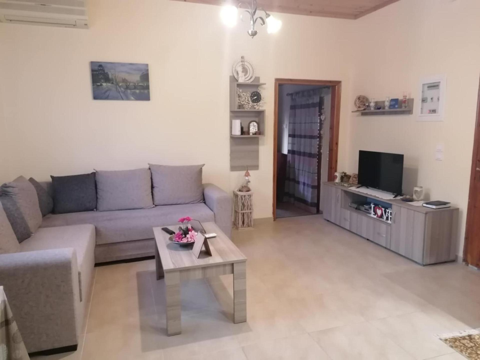 Angela's place - Stomio residence near the sea