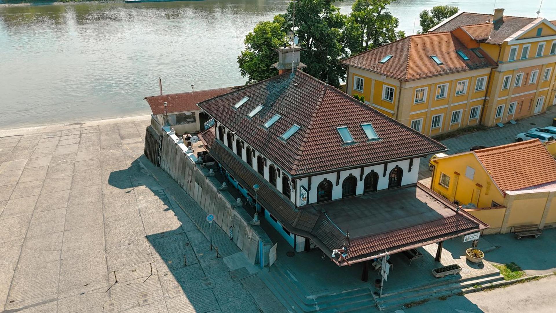 Révkapu Panzió Mohács