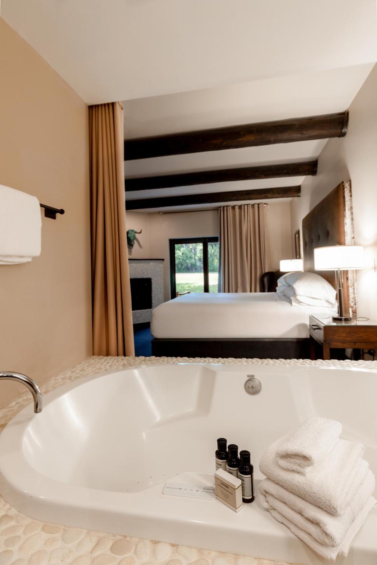 El Monte Sagrado Resort & Spa