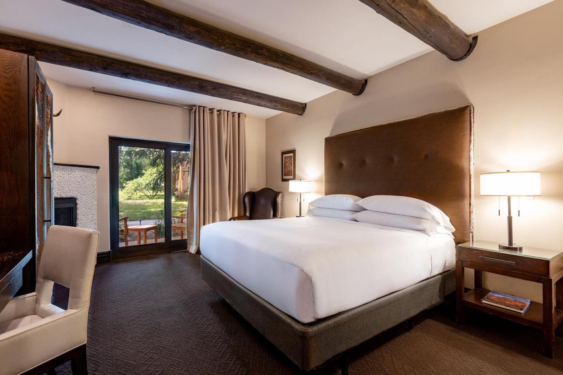 El Monte Sagrado Resort & Spa