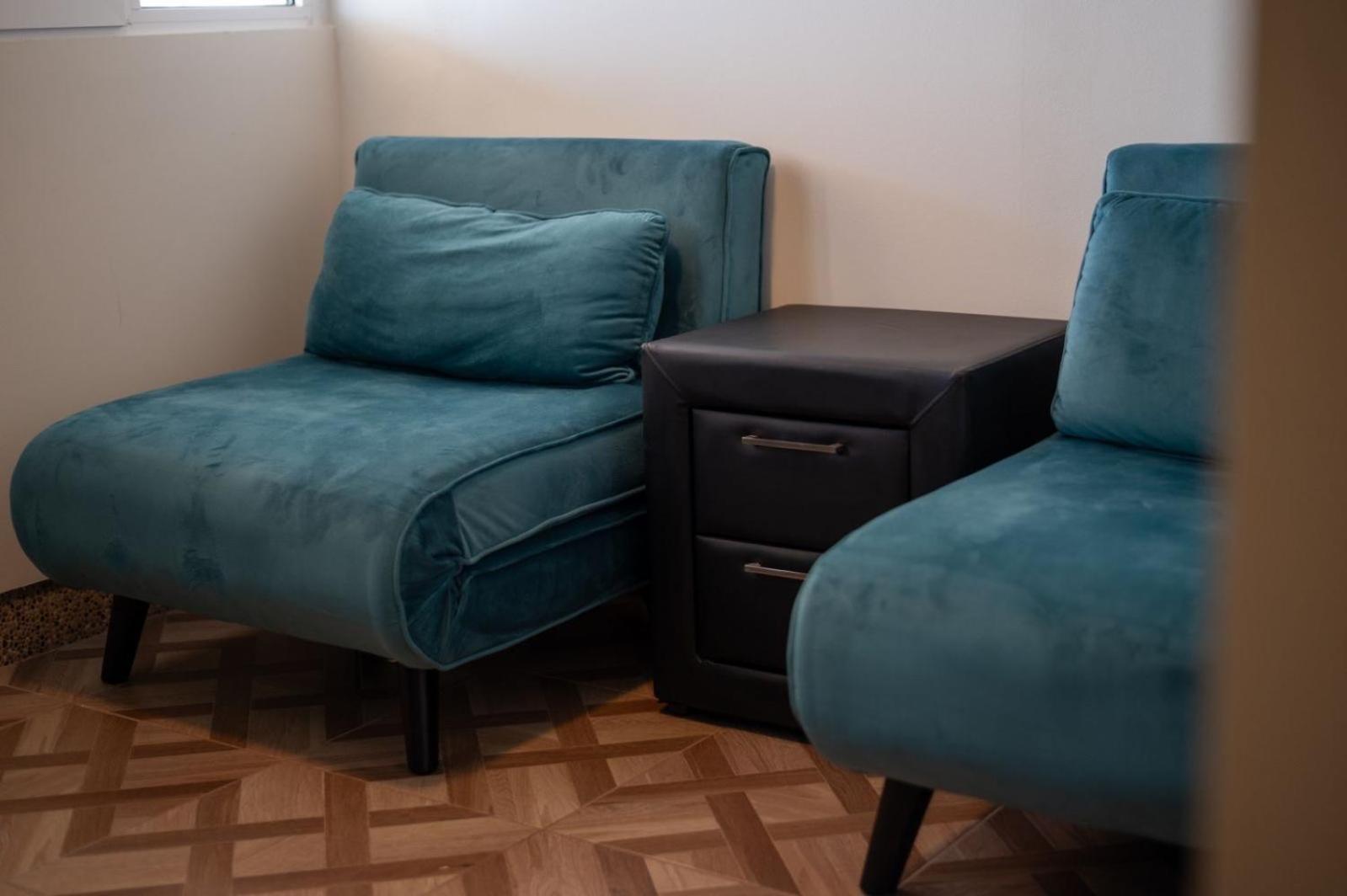 TSABAS BEACH SIDE APARTMENTS ΤΣΑΜΠΑΣ παραλιακά διαμερίσματα 1