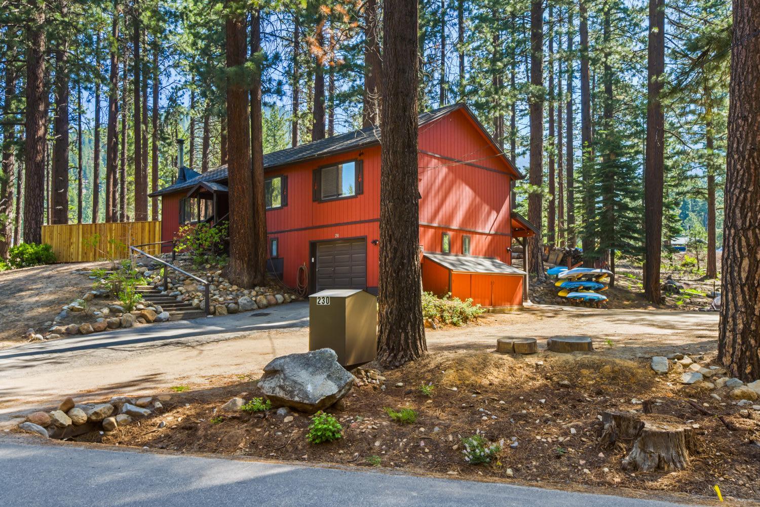 Incline Bliss Dreamy Pet Friendly Escape