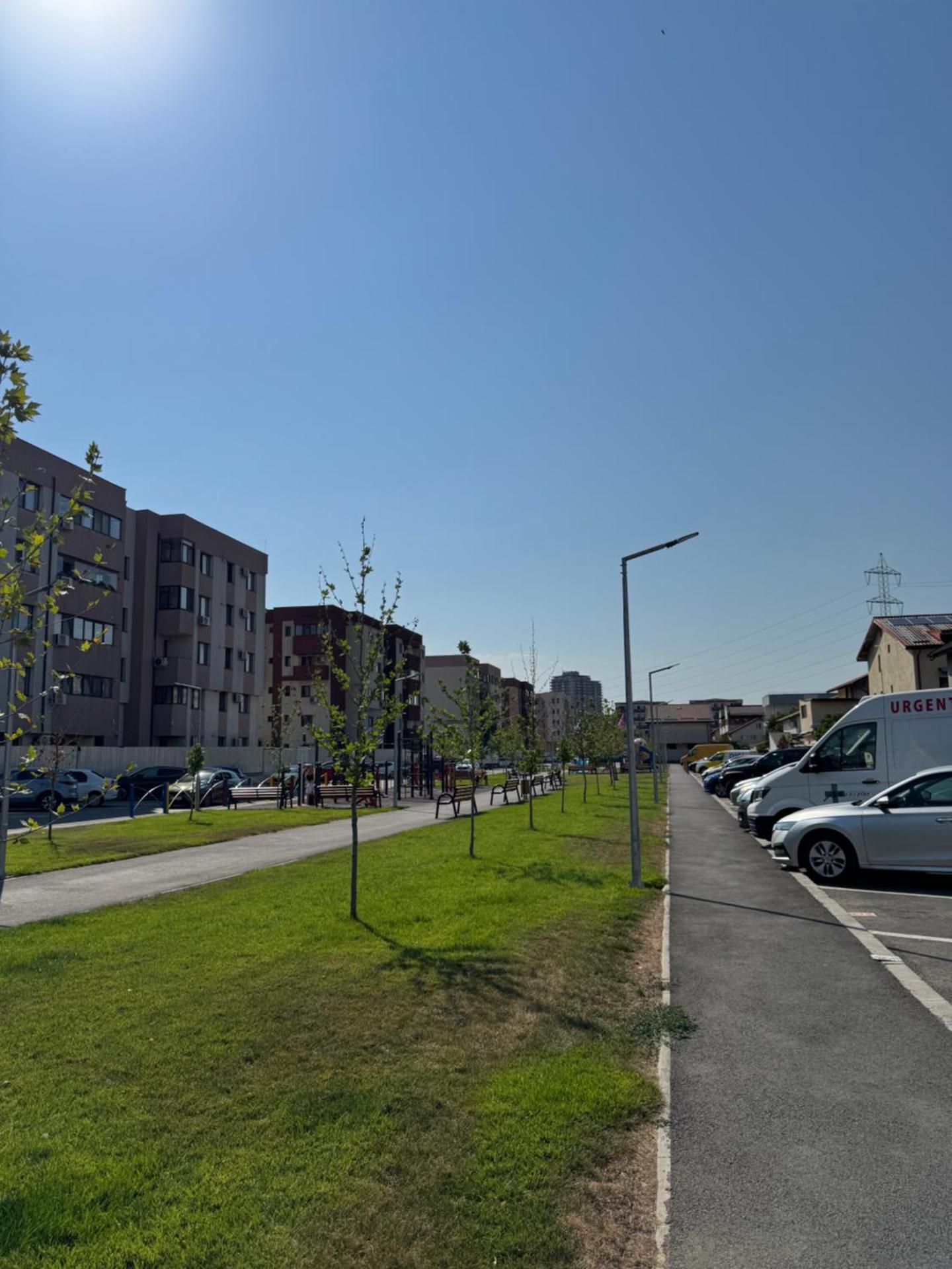 Divine Studio Fermei 62