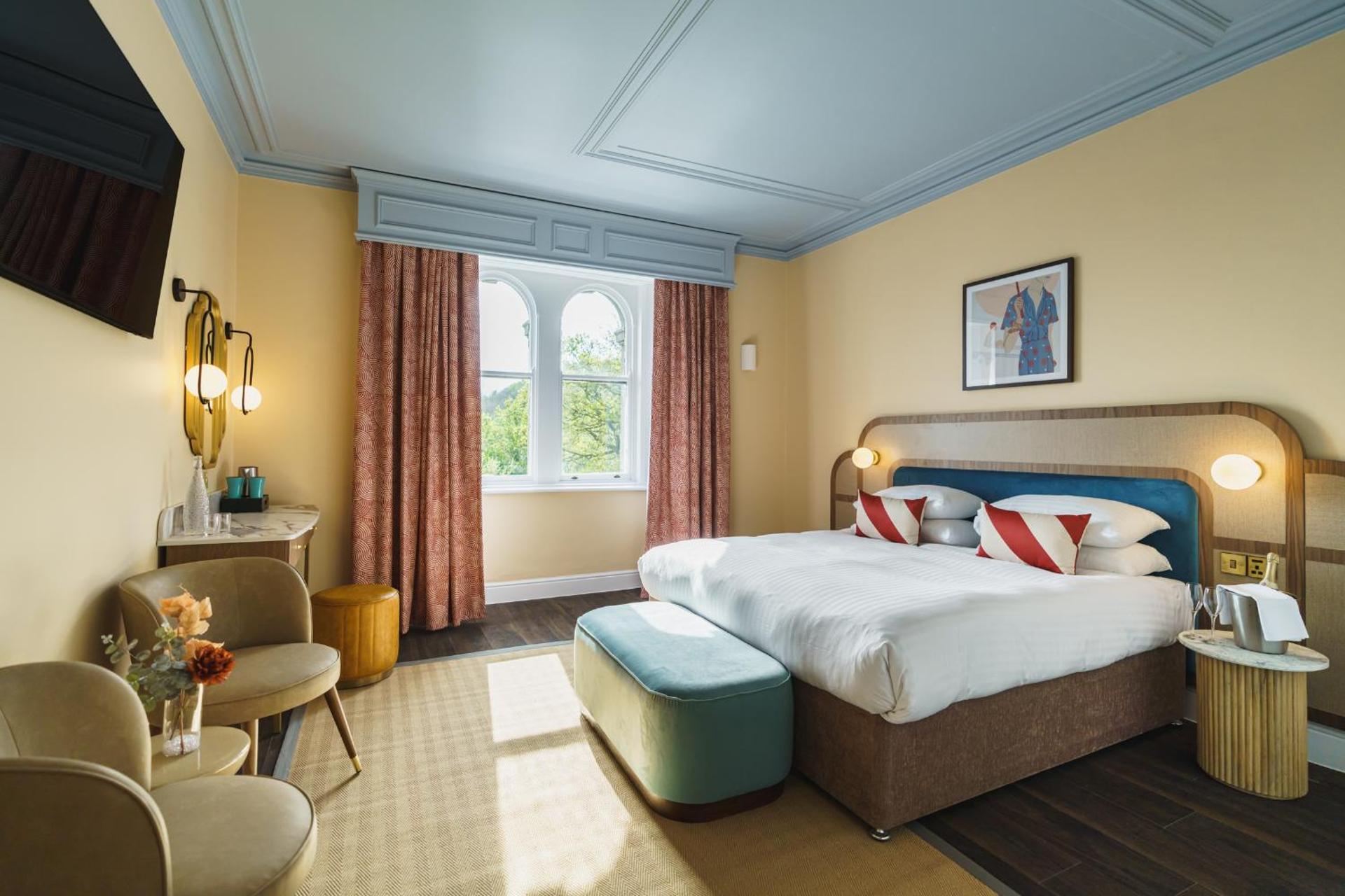 Front facing Double or Twin Room 