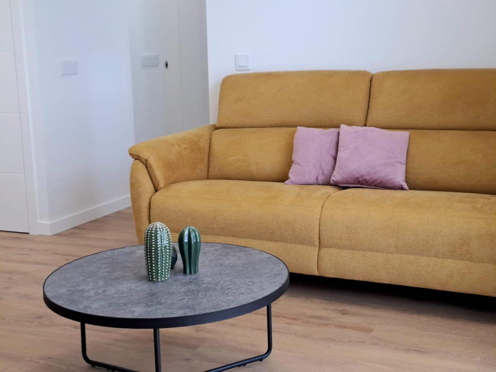 Noctua 036 Estepona playa 2