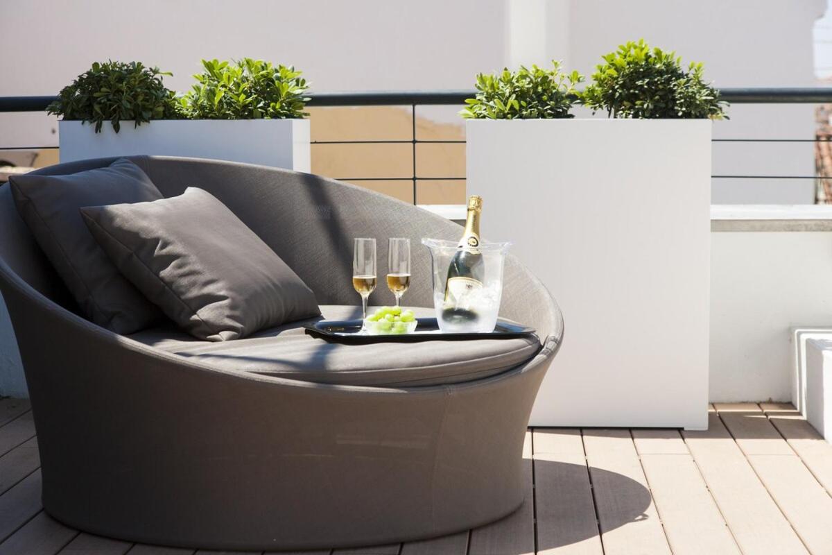 GuestReady - Central stylish home with parking