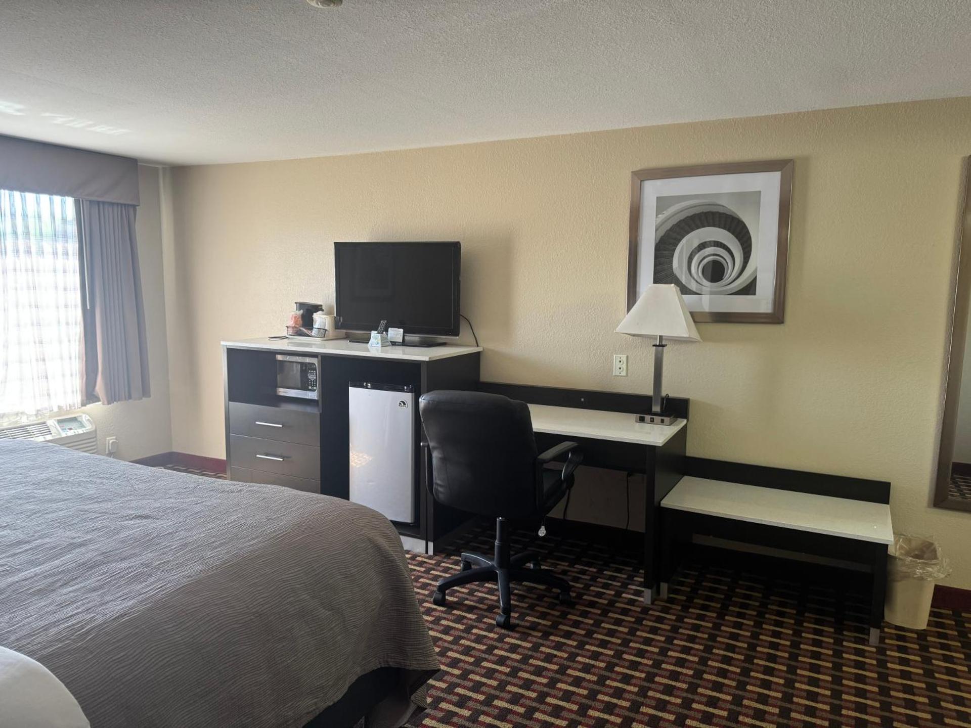 Quality Inn & Suites Middletown - Franklin