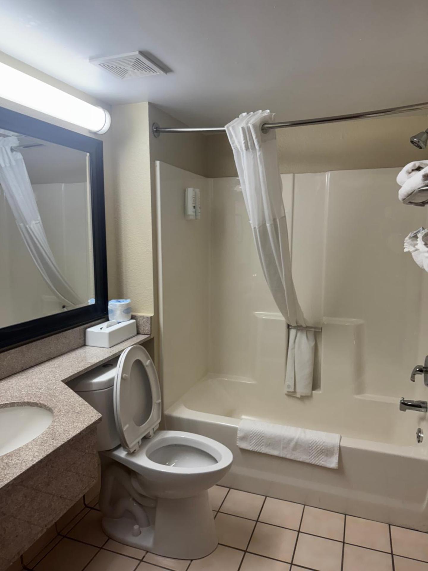 Quality Inn & Suites Middletown - Franklin