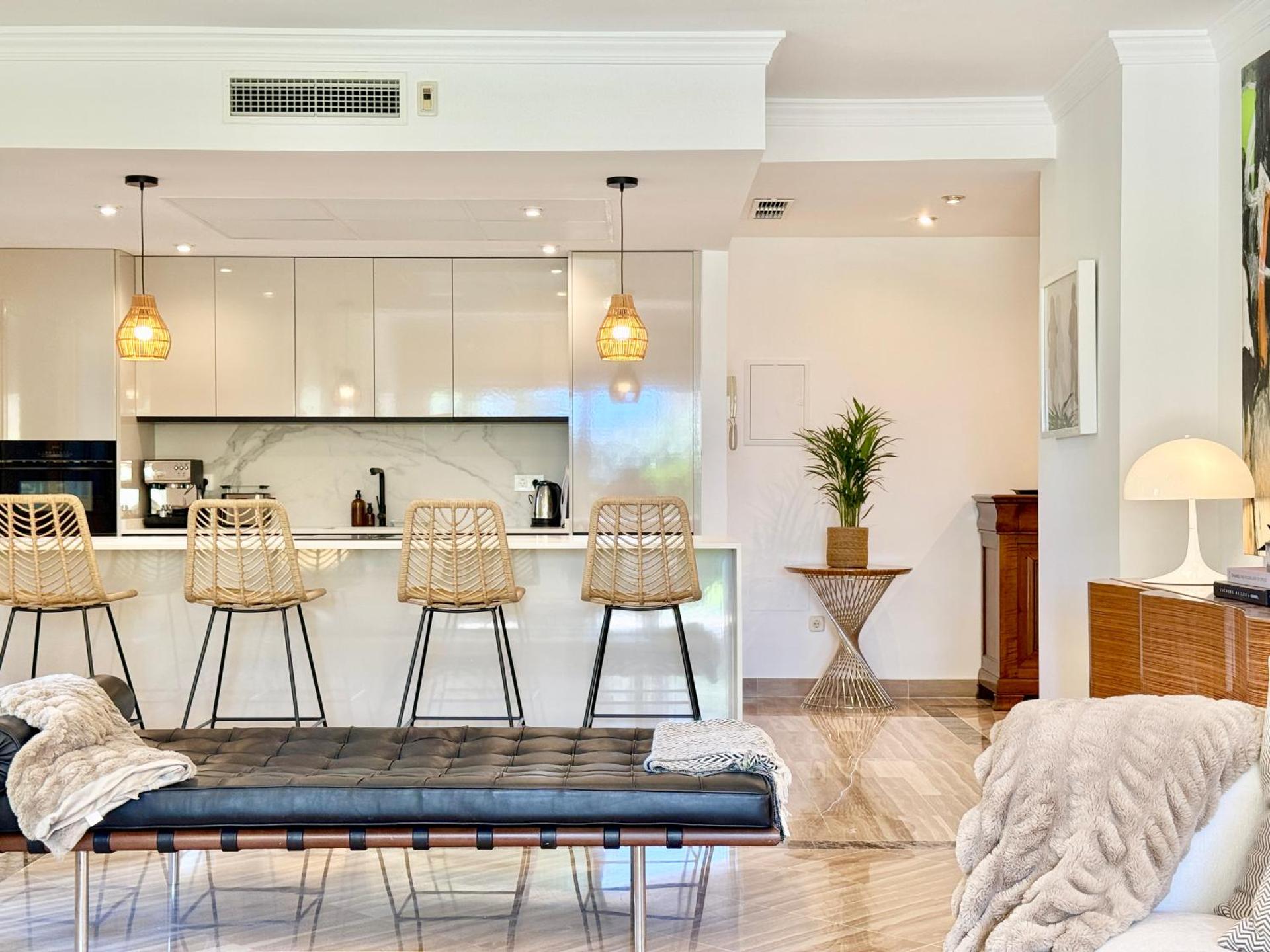 Sea Breeze Luxury Hacienda Elviria - EaW Homes