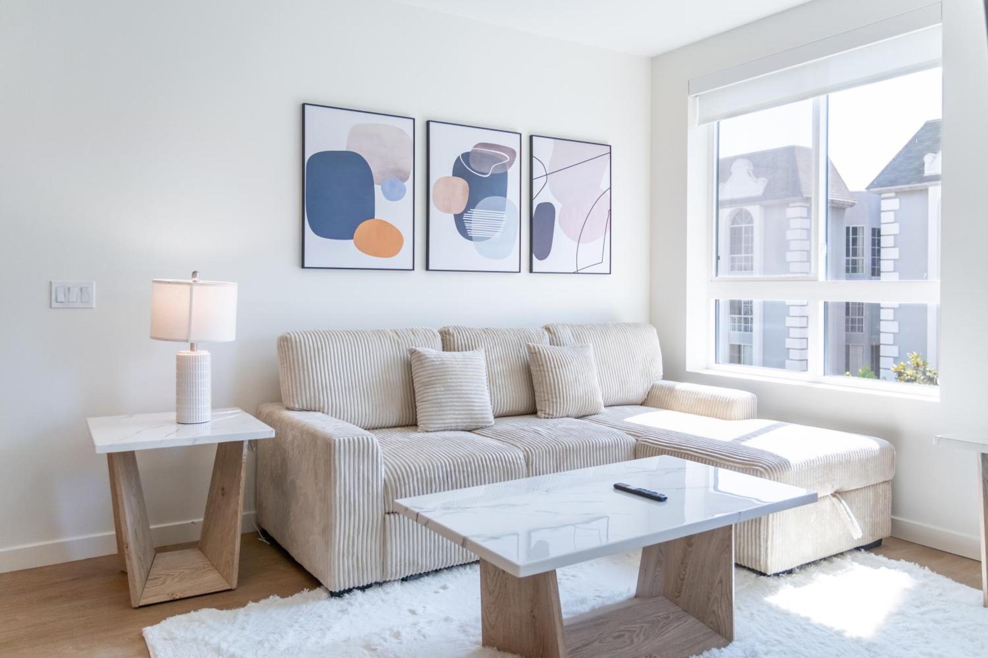 Luxury 2 Bedroom 2 Bathroom Residence With Fitness and Outdoor Pool