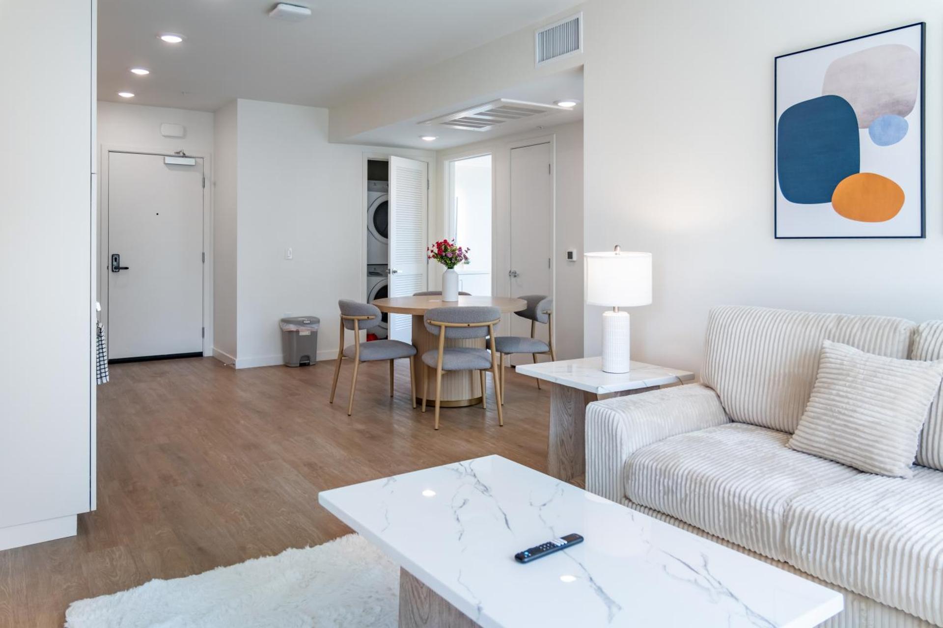 Luxury 2 Bedroom 2 Bathroom Residence With Fitness and Outdoor Pool