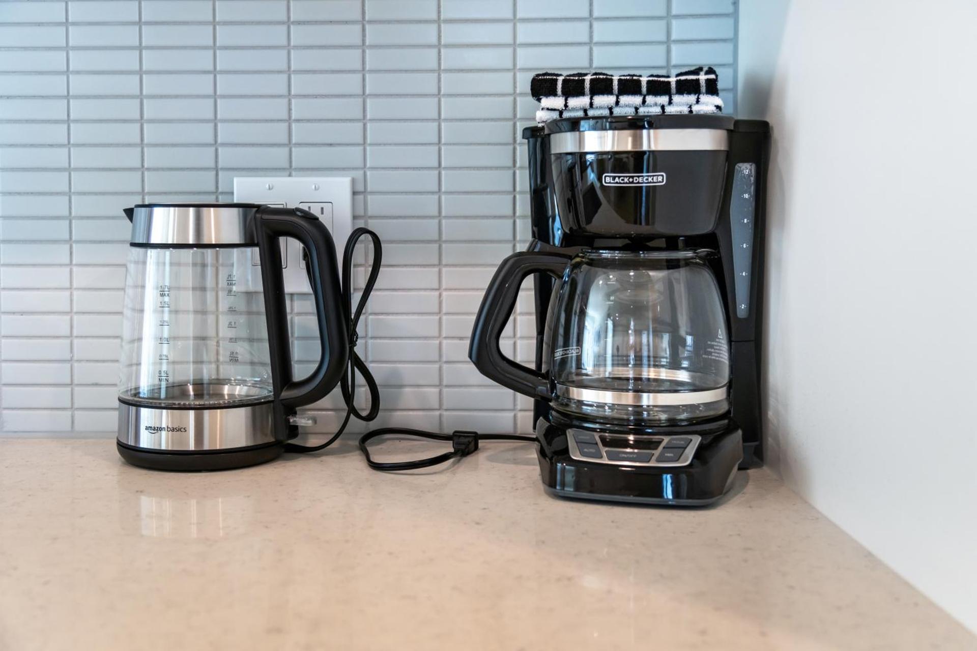 Luxury 2 Bedroom 2 Bathroom Residence With Fitness and Outdoor Pool