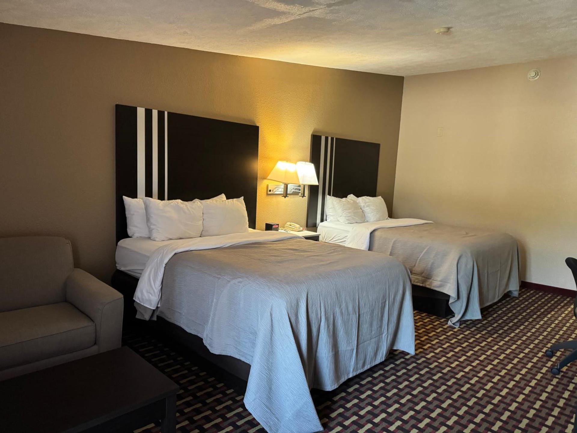 Quality Inn & Suites Middletown - Franklin