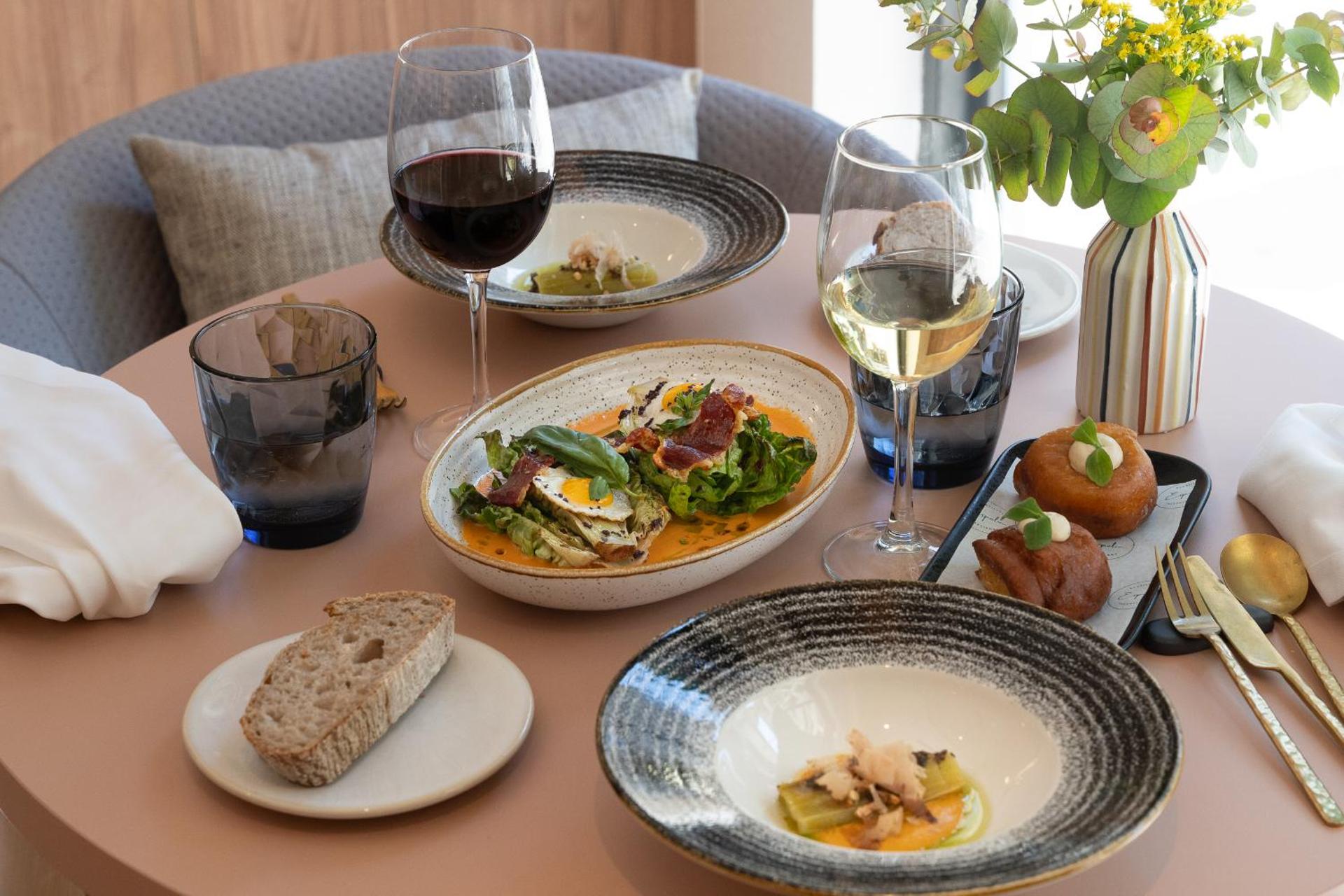 Restaurant/places to eat