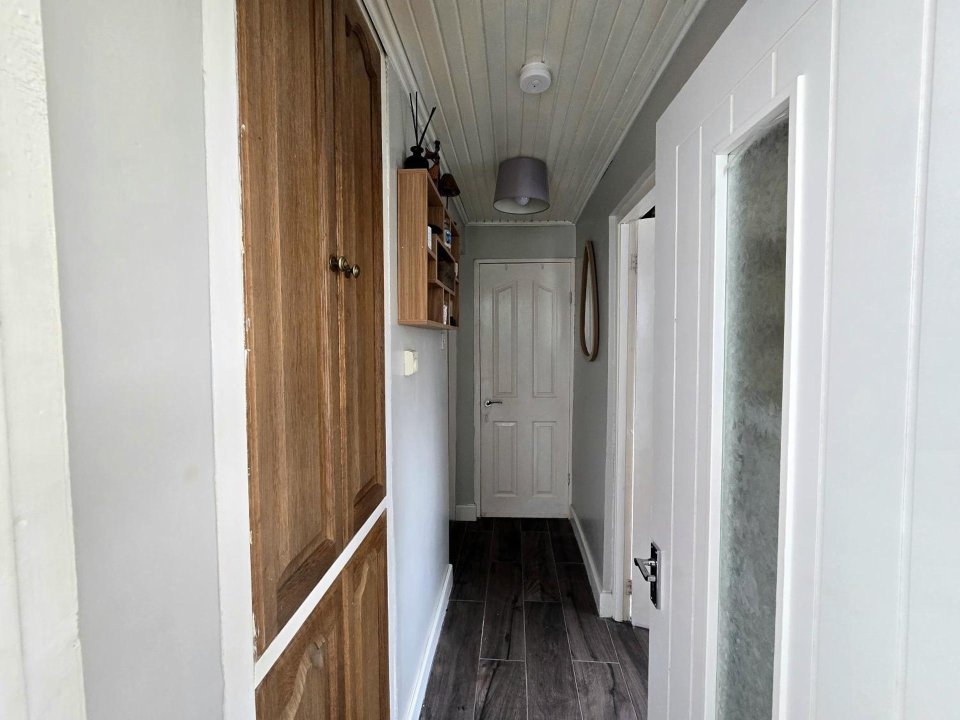 Twenty-One Retreat Surrounded by open landscapes