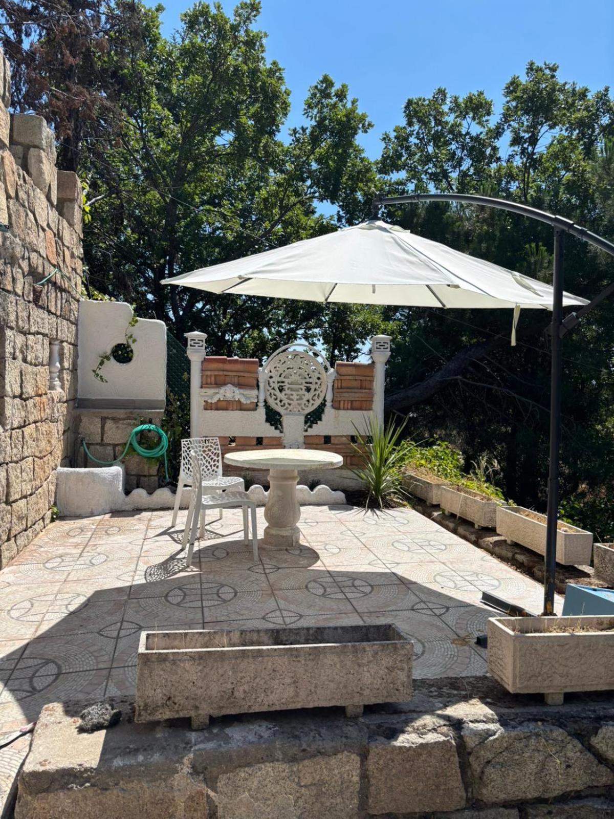 Cabañas Rústicas dentro de la Finca El Castillo