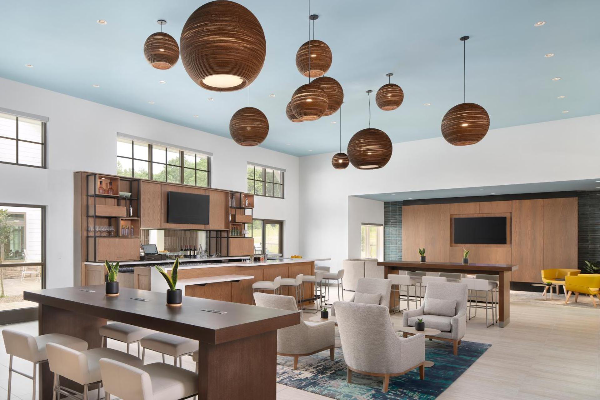 Communal lounge/ TV room