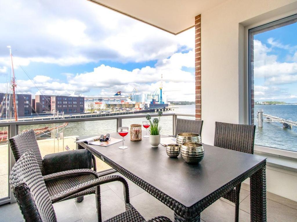 Hafenspitze App 16 Pier 2 16