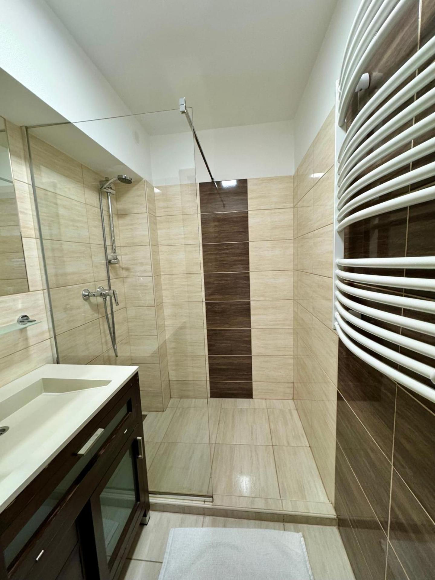 Fészek Fogadó - Pension Nest