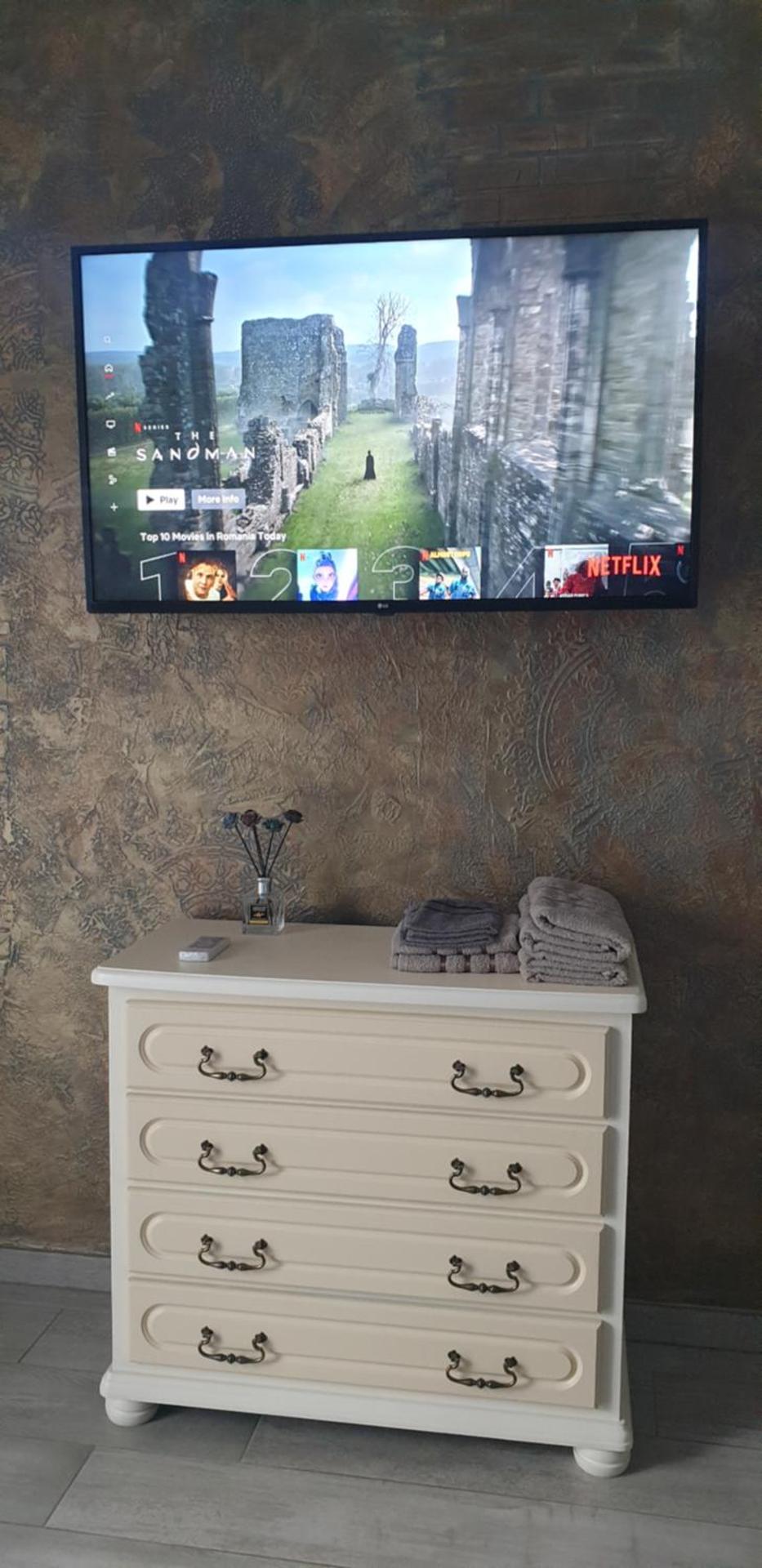 Chic Flat - 24 H self checkin-free parking in the yard