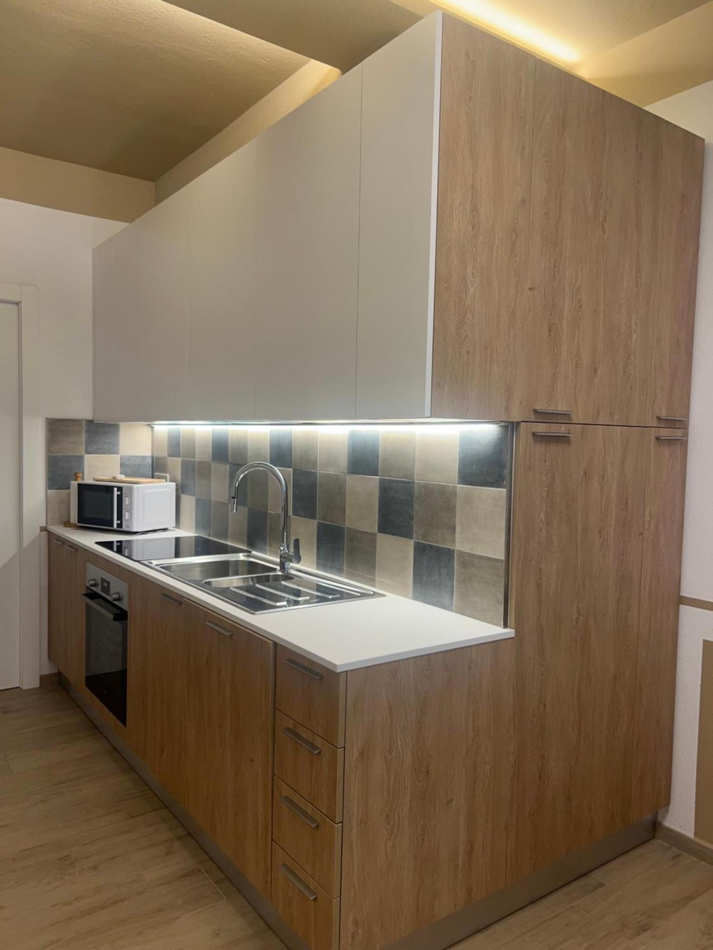 Tirano center-325m dal Bernina Express