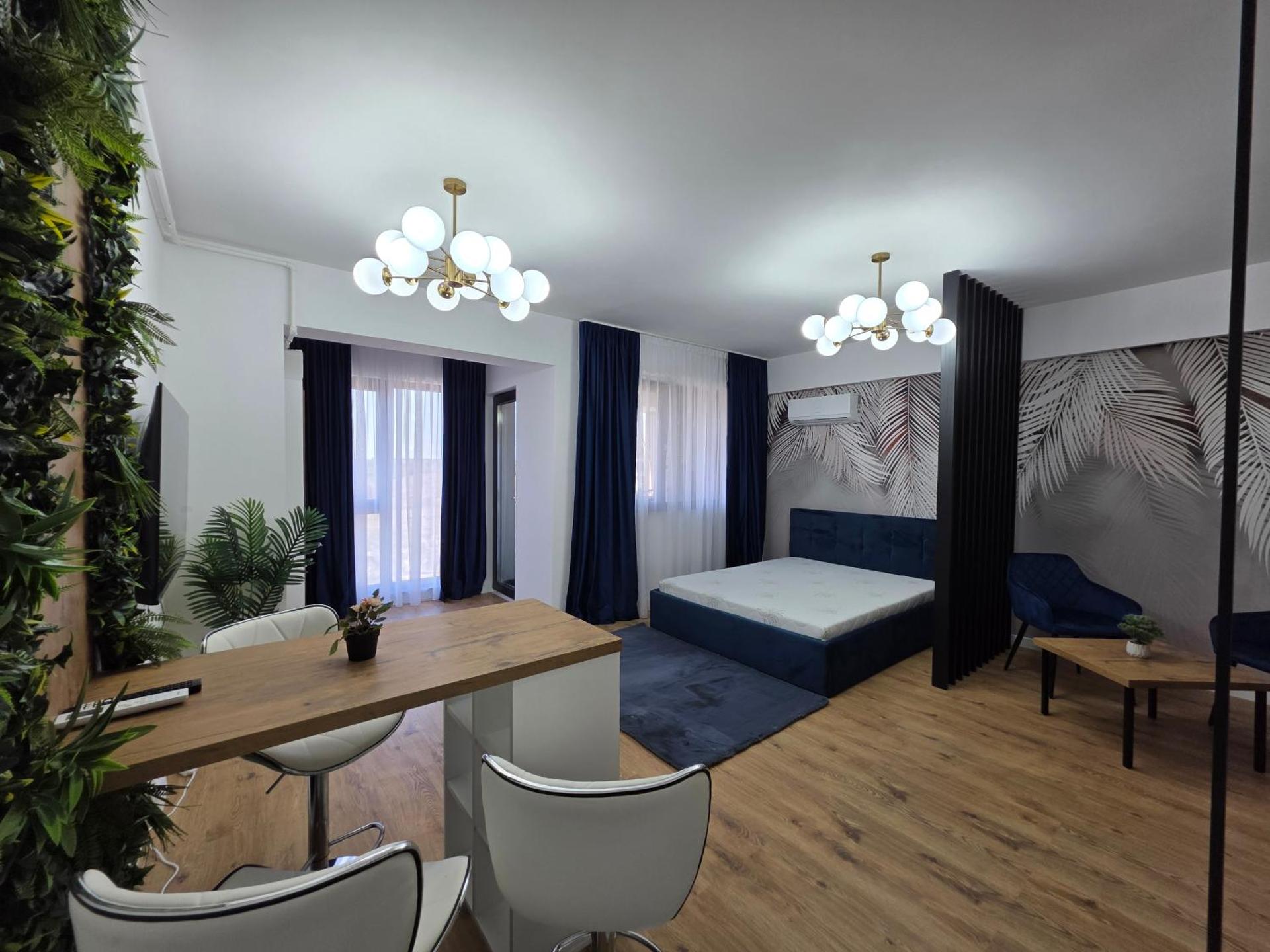 Ivory Green Studio - Free Parking