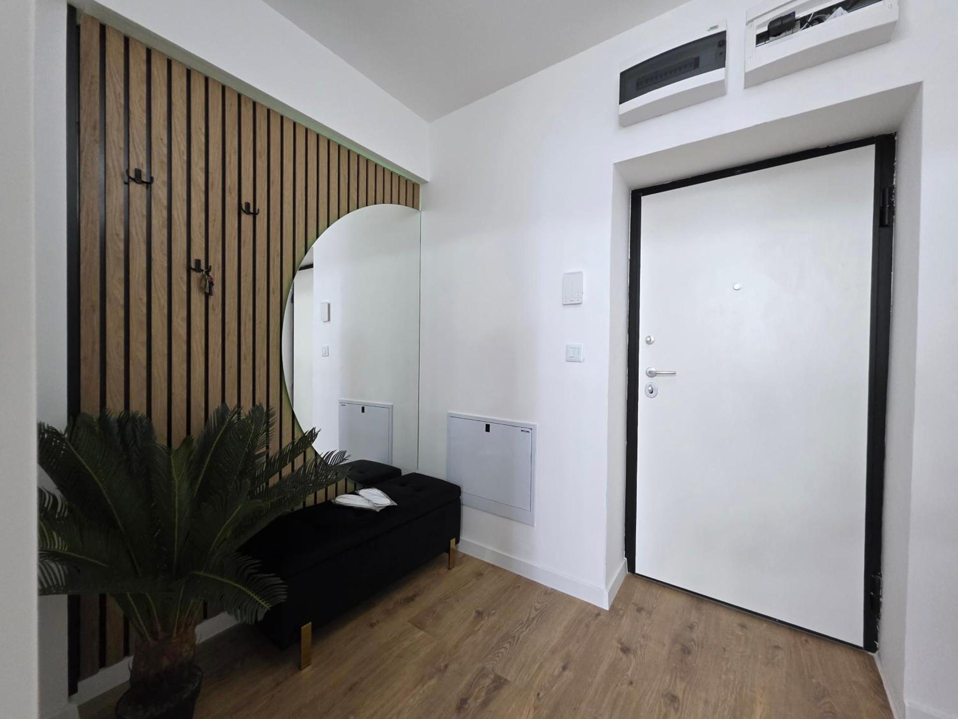 Ivory Green Studio - Free Parking