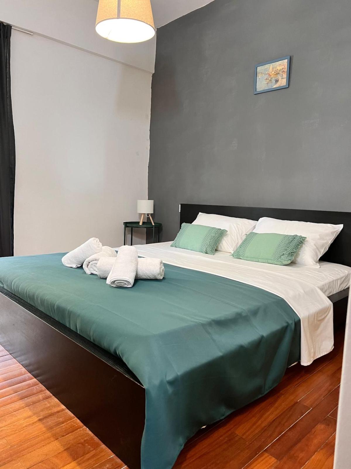 Varkiza Beach Entire Apartment