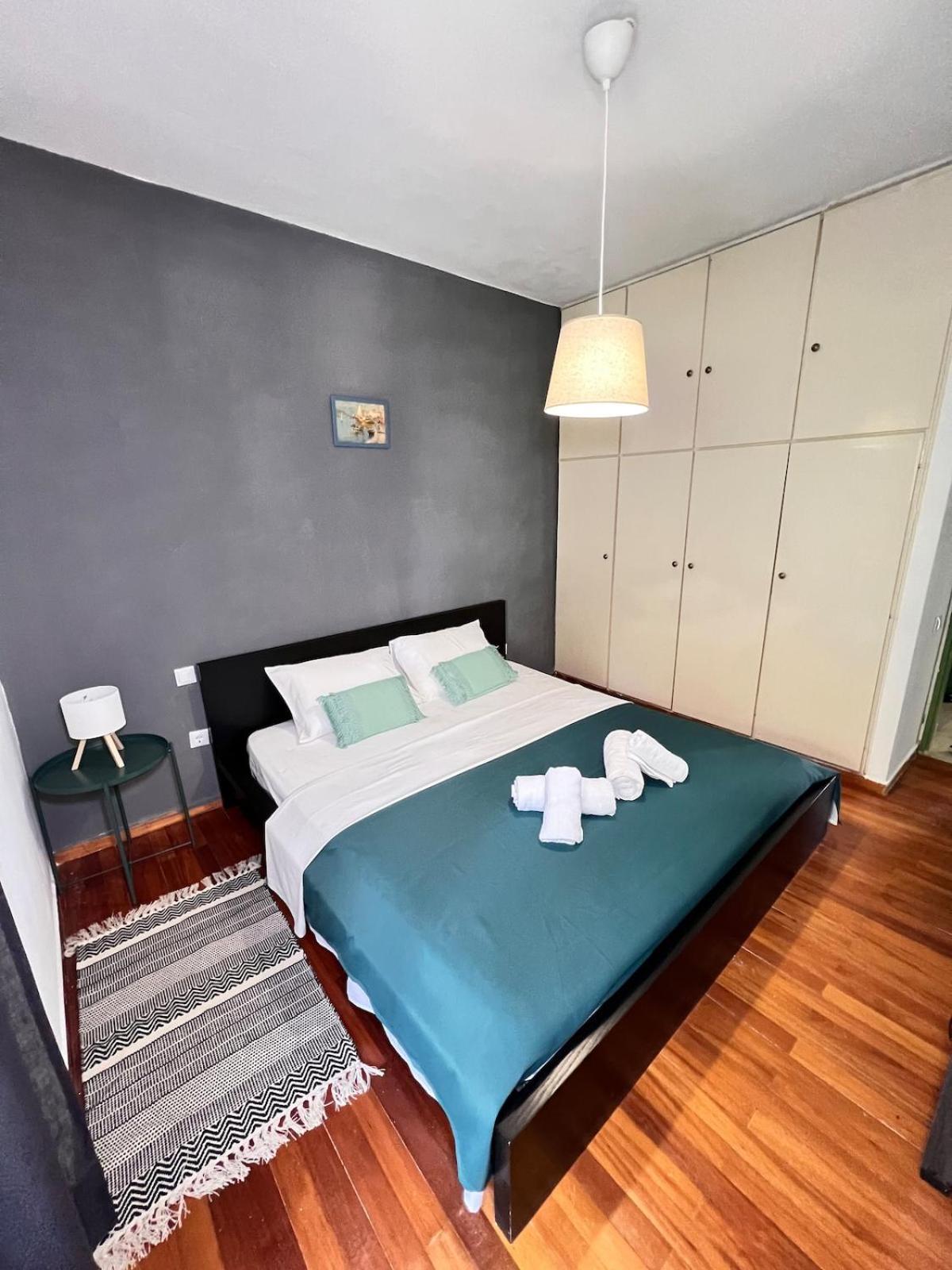 Varkiza Beach Entire Apartment