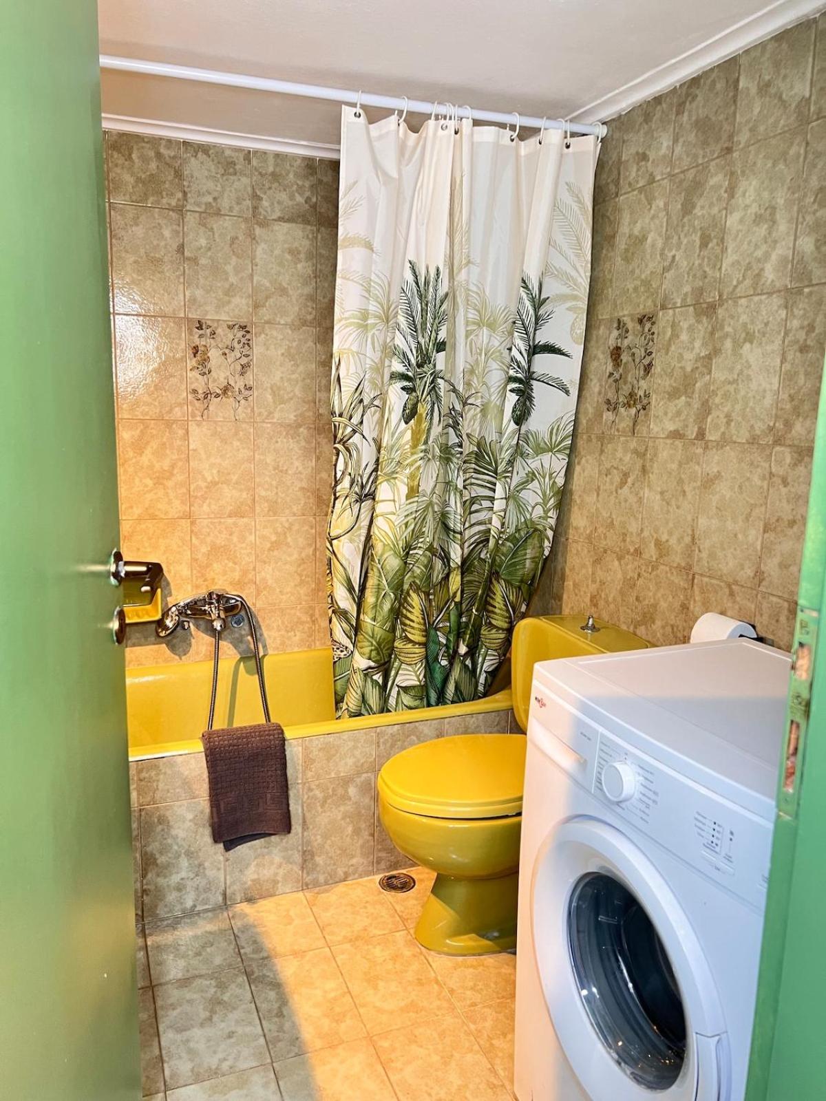 Varkiza Beach Entire Apartment