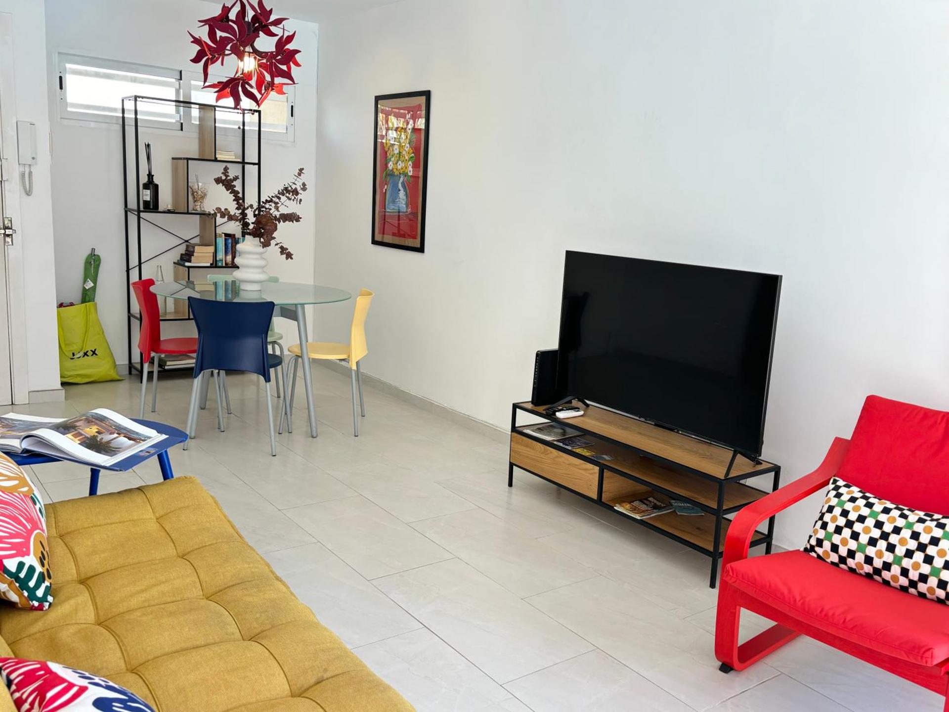 Communal lounge/ TV room