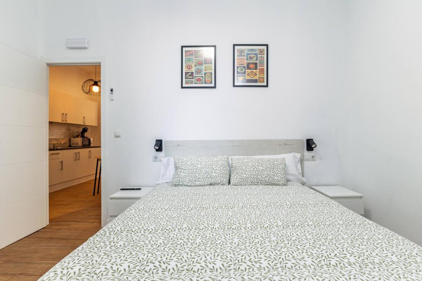 Quiet & Modern Apartment