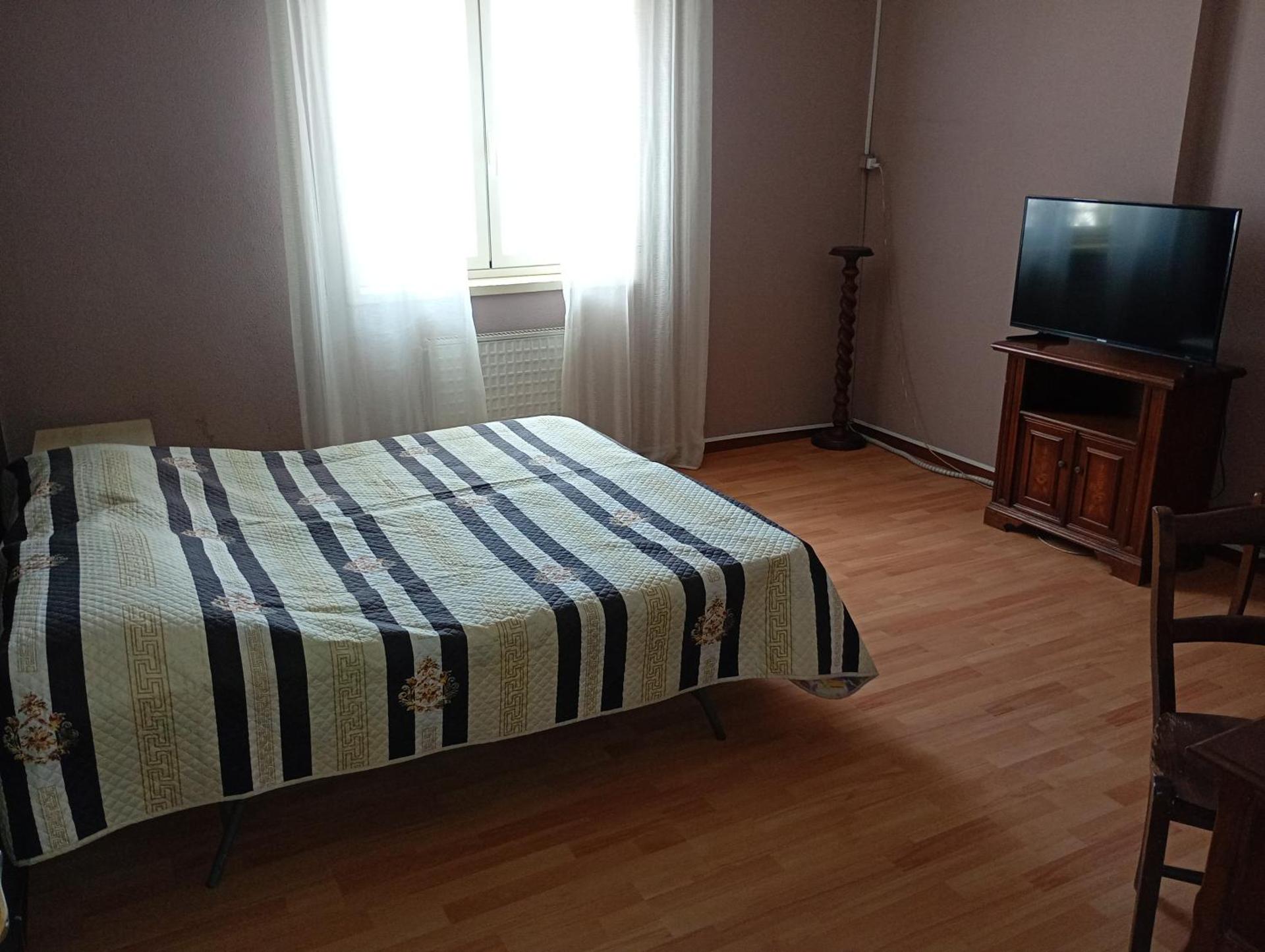 Santi Palace Apartment