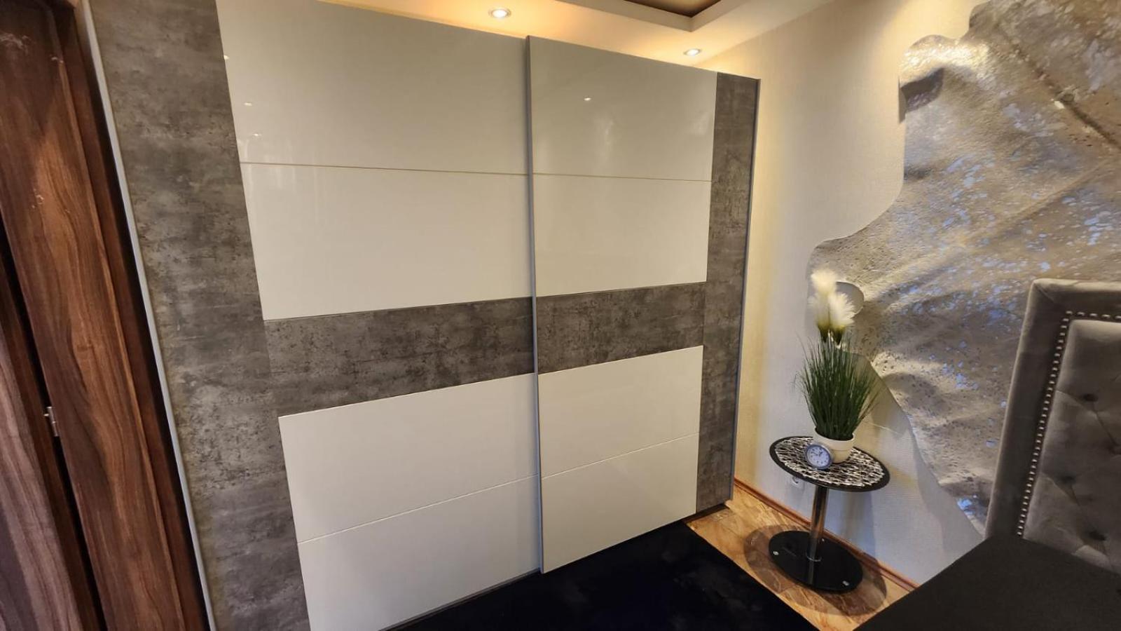 Moderner Zweizimmer Bungalow