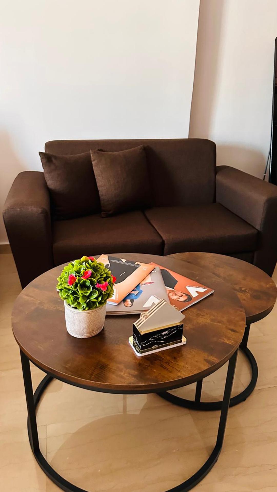 Black Flox AparTment