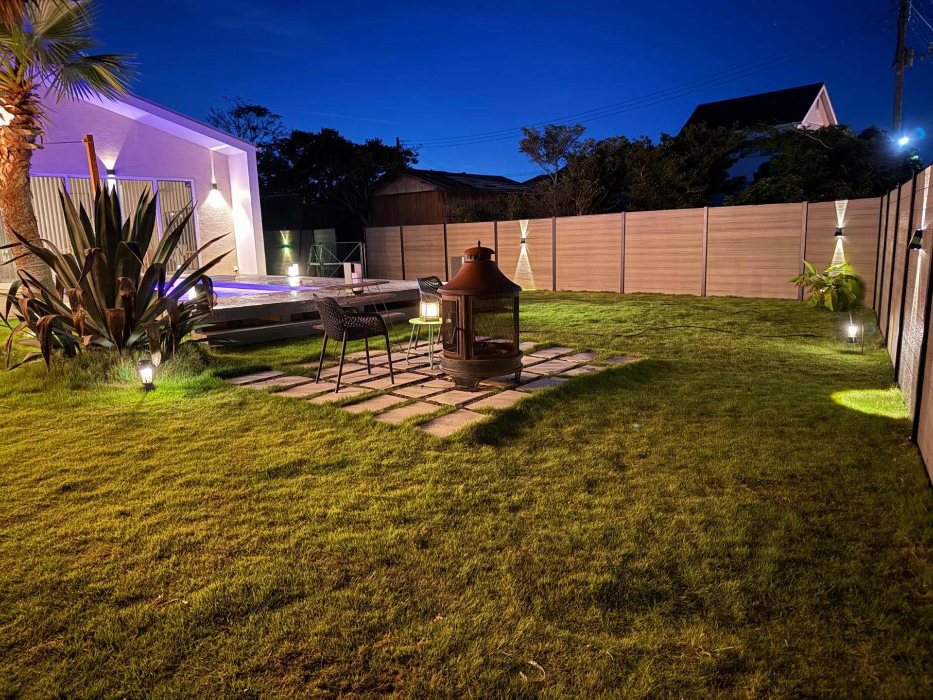 Sunshine pool villa1新筑カリフォルニア芝生プライベートサウナBBQドッグランゴルフ