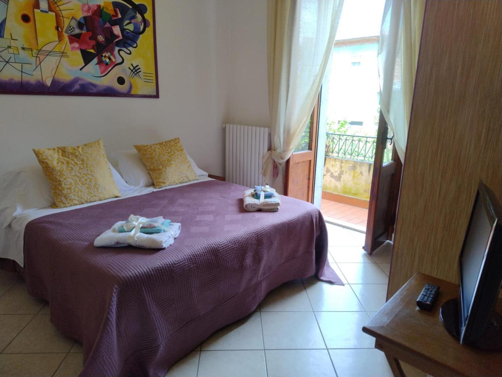 MARIA HOLIDAY HOMES La Pineta di Sinalunga