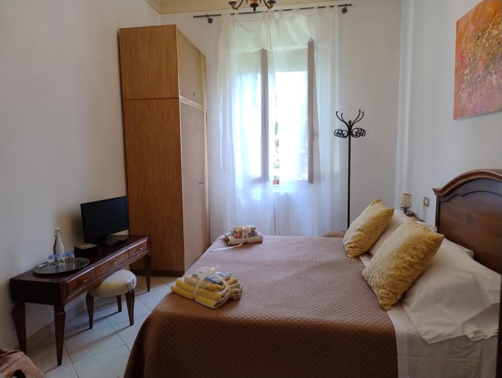 MARIA HOLIDAY HOMES La Pineta di Sinalunga