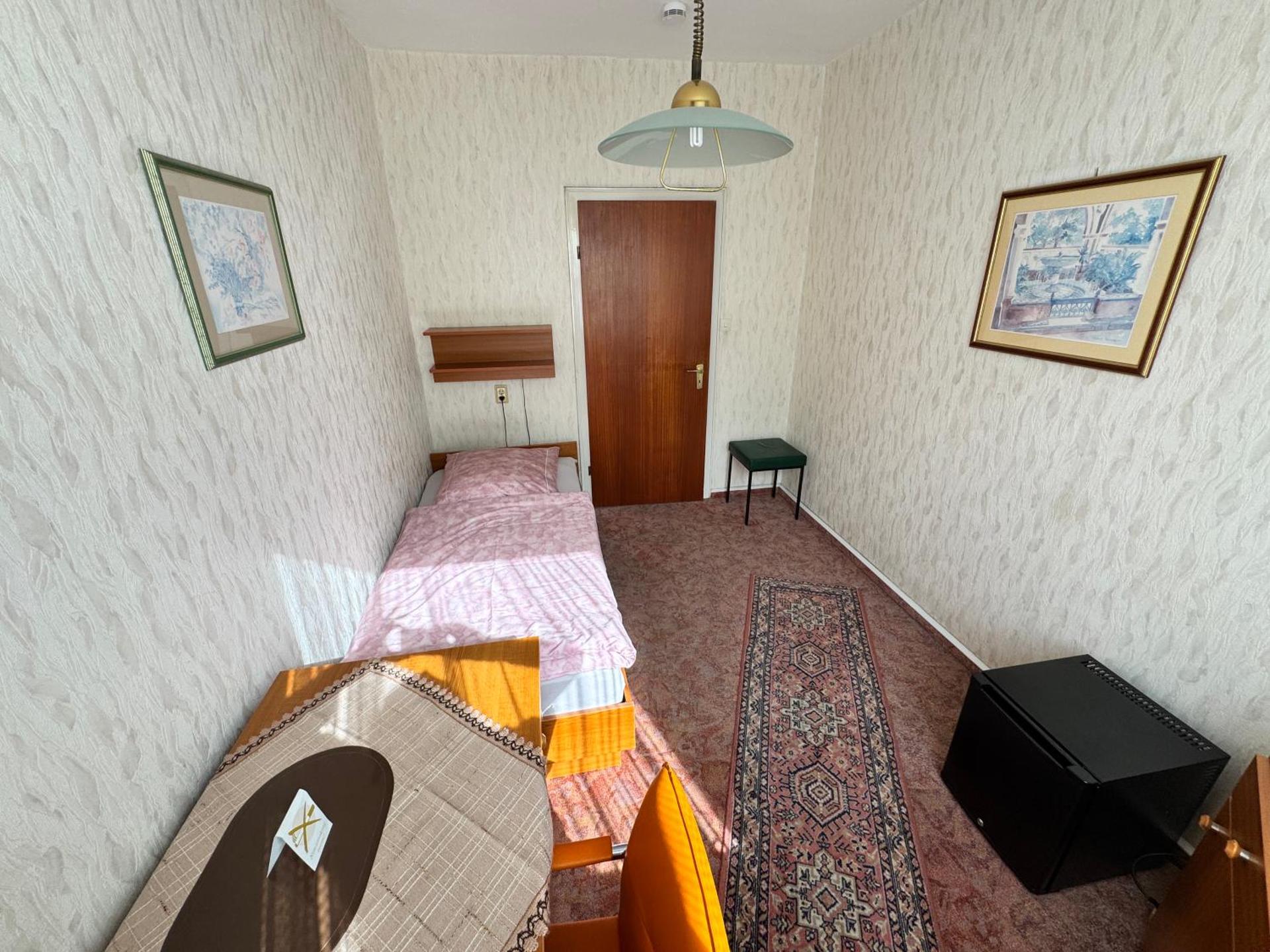 Hotel Runge 24 7 Check In & Free Parking