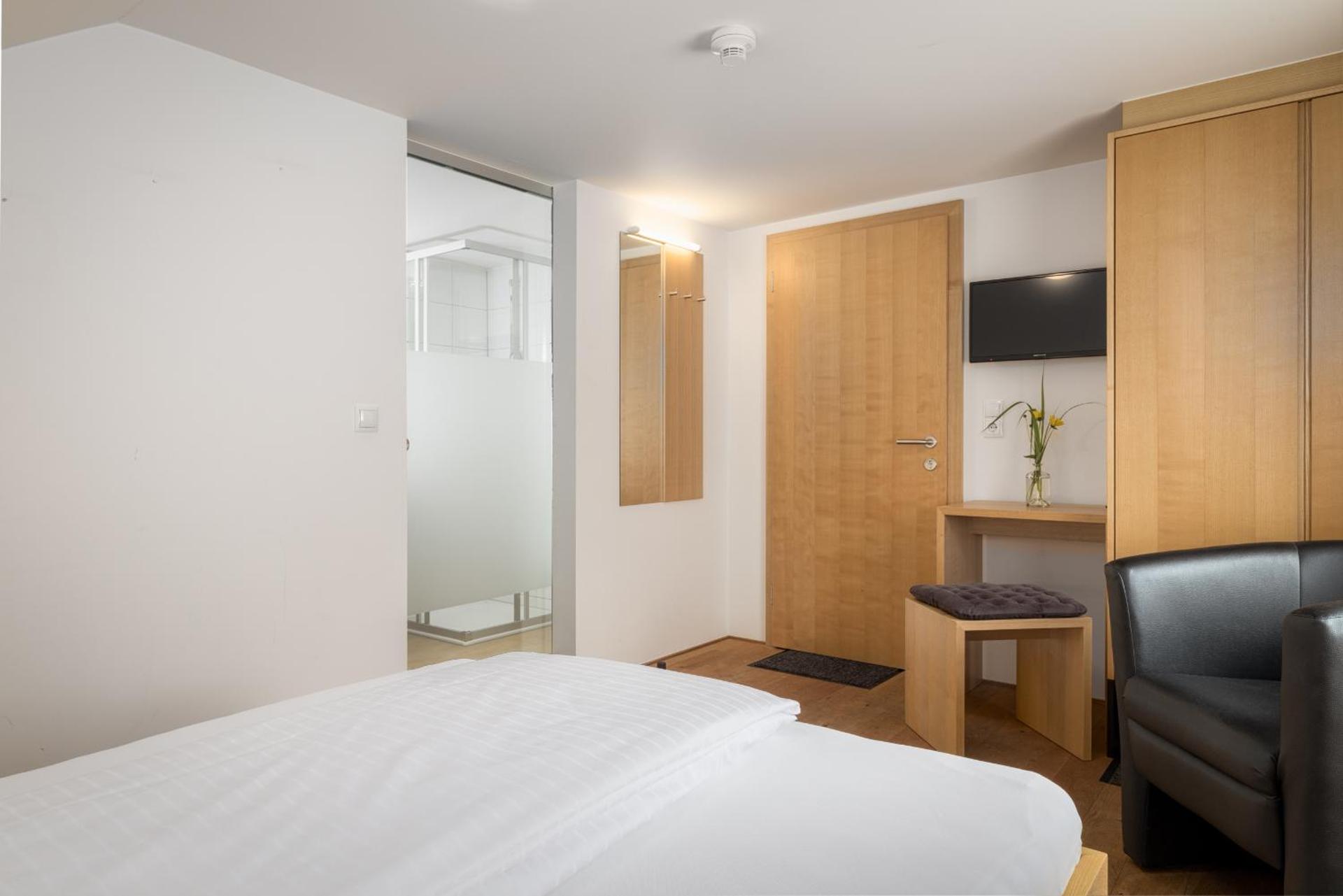 Hotel OXA - Easy Escape