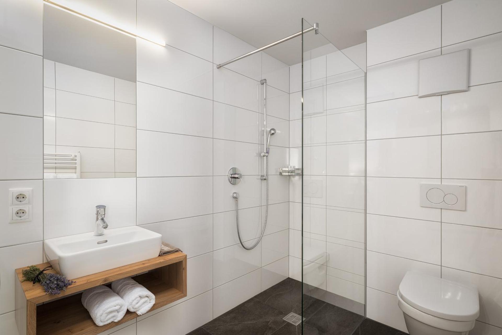 Hotel OXA - Easy Escape