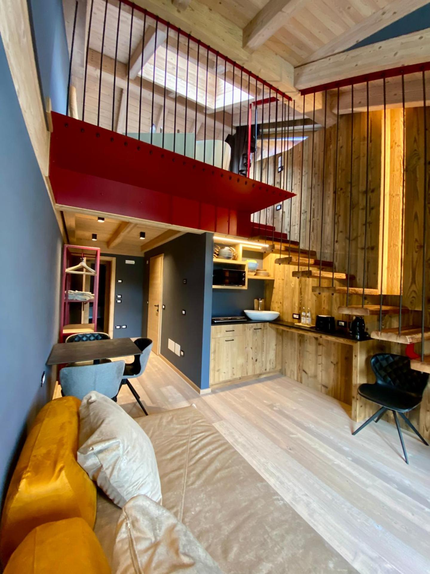 Suite with Lake View