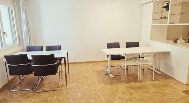 2 Room Beautiful Zurich City Center Downtown Flat with Balcony BIR - Self Checkin