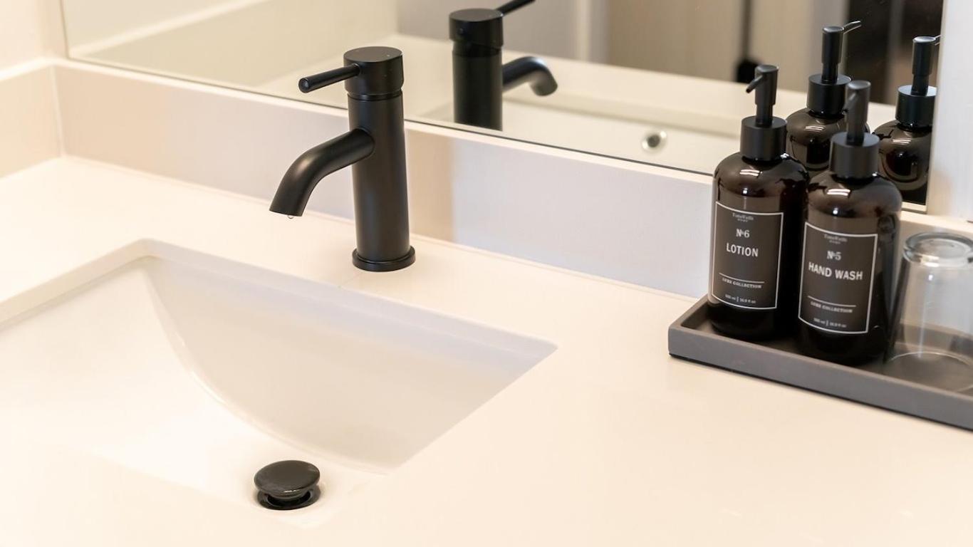 Queen Room - Disability Access