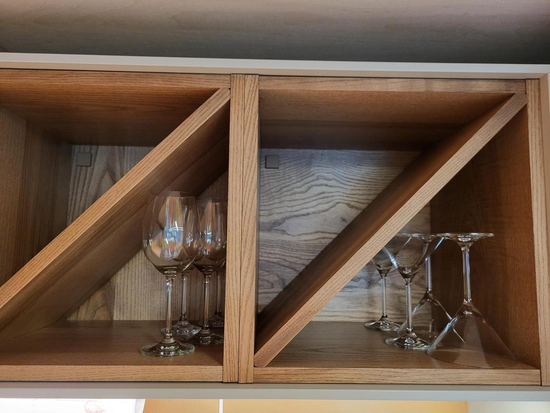 Beautiful Duplex 20 min from center