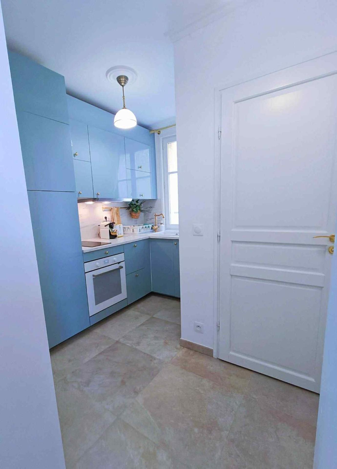 Au Petit Trianon Bleu