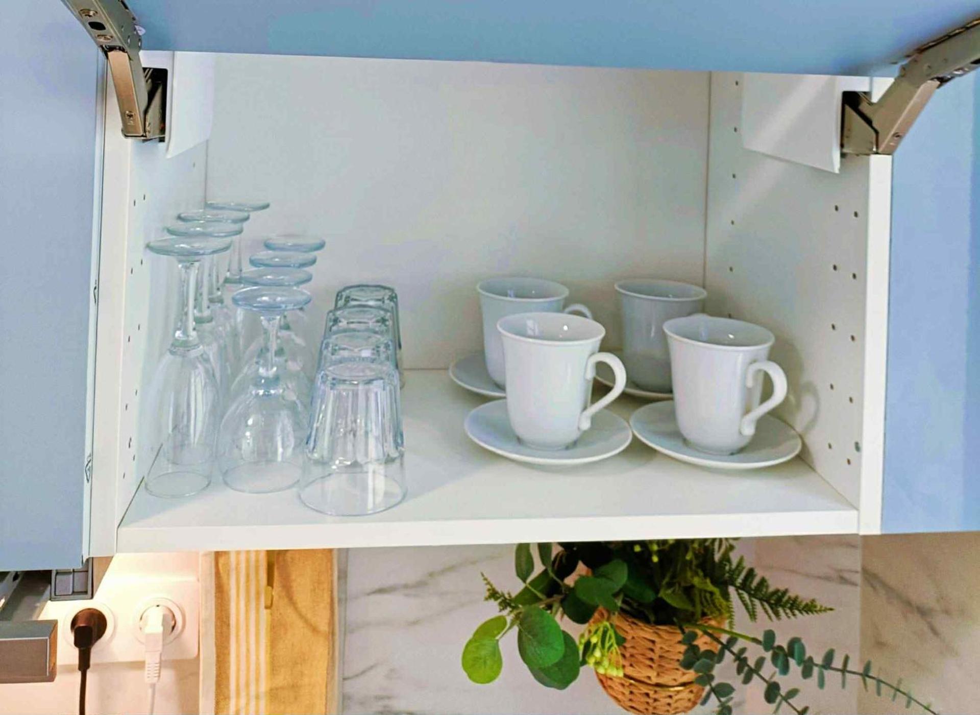 Au Petit Trianon Bleu