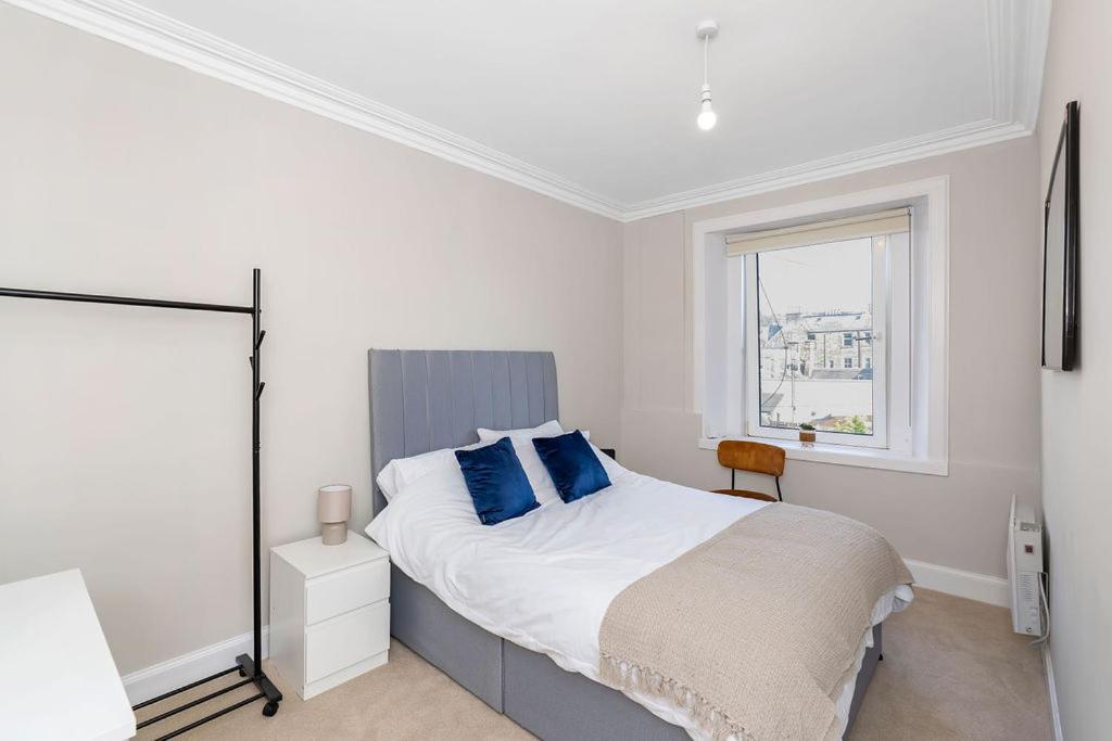 Vacant Nest Central Location Wifi & Shops