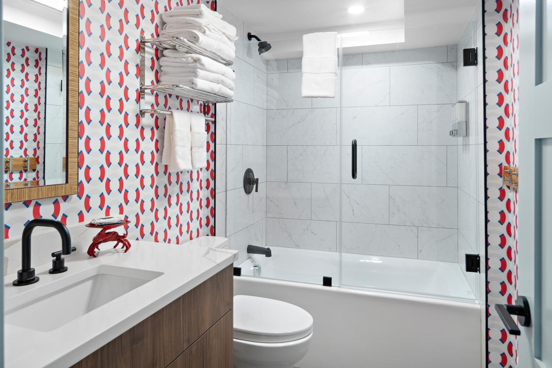 Cutwater Inn & Suites