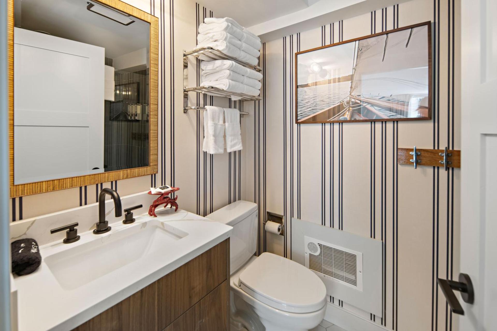 Cutwater Inn & Suites